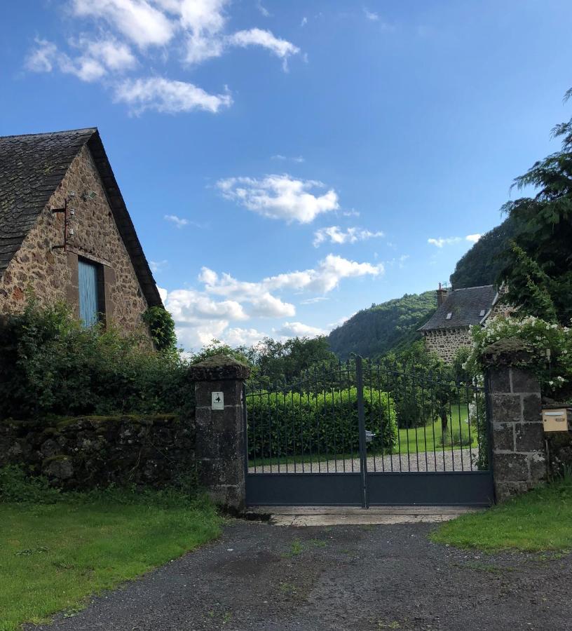 Le Figarelou Bed & Breakfast Thiezac Luaran gambar