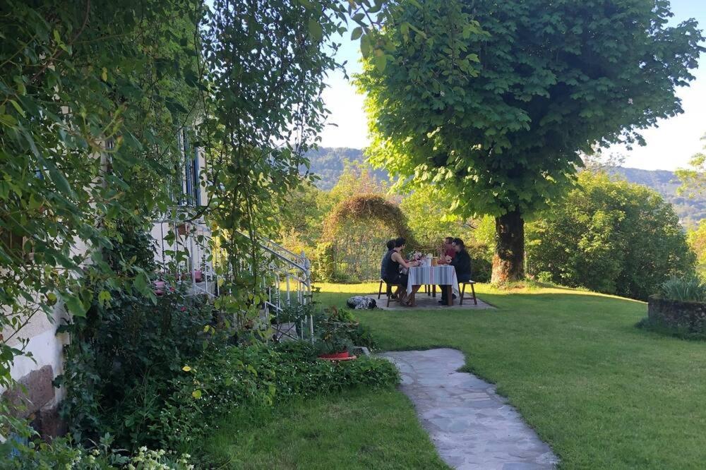 Le Figarelou Bed & Breakfast Thiezac Luaran gambar