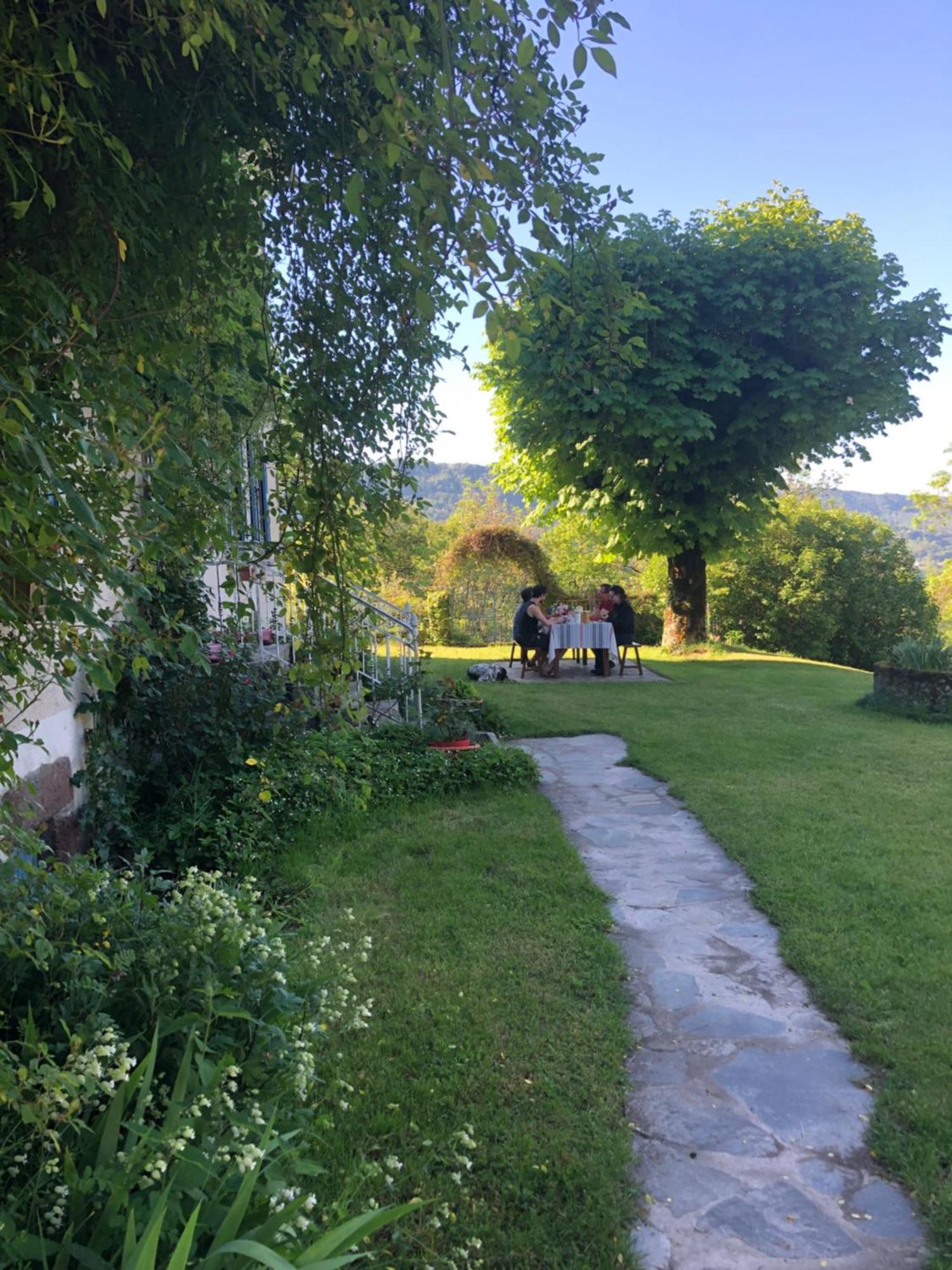 Le Figarelou Bed & Breakfast Thiezac Luaran gambar